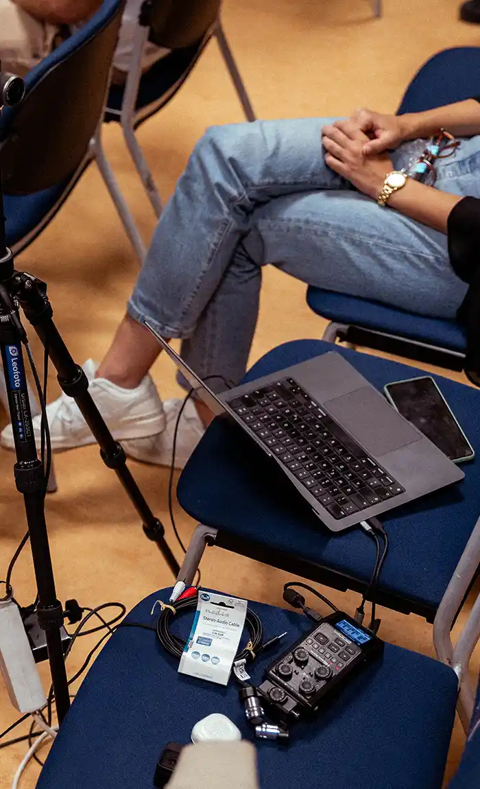  Picture of laptop and equipment