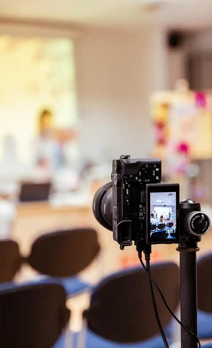  Picture of camera and equipment